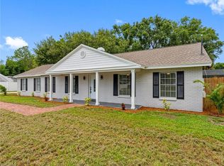 8701 Fountain Ave, Tampa, FL 33615