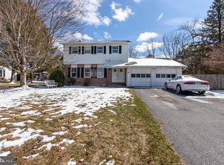 239 Meadow Ln, Pennsylvania Furnace, PA 16865