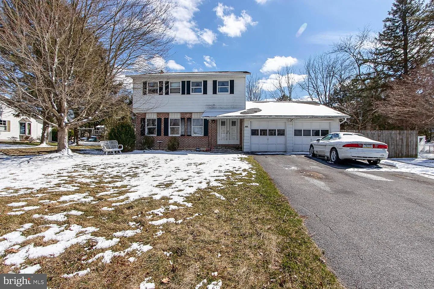 239 Meadow Ln photo 1