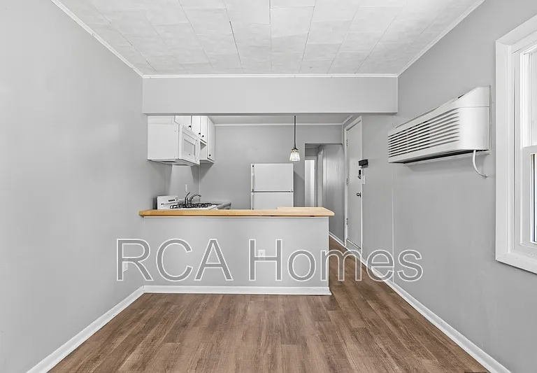 906 Laurel St #2 — Photo 1