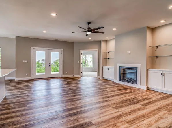 82 Mountain View Court, Branson West, MO 65737