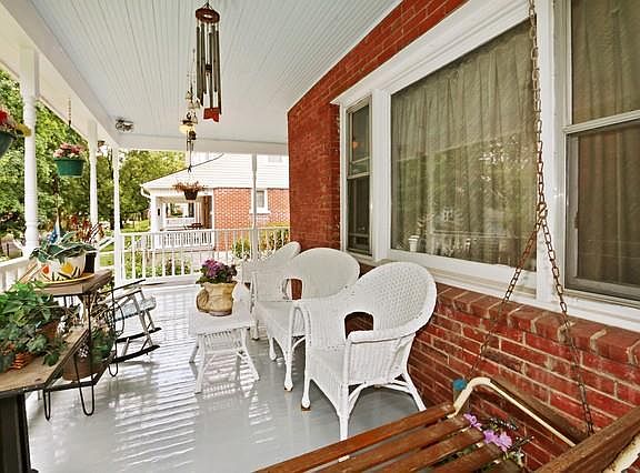 5th image of 424 S Spruce Ave