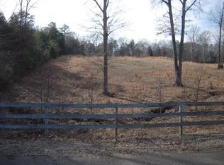 Sarah Ln, Savannah, TN 38372