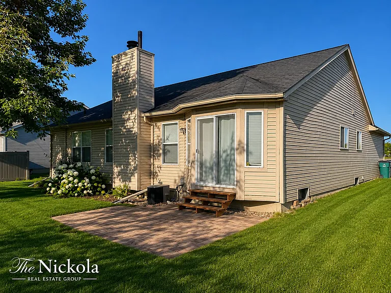3132 Louis Dr — Photo 22