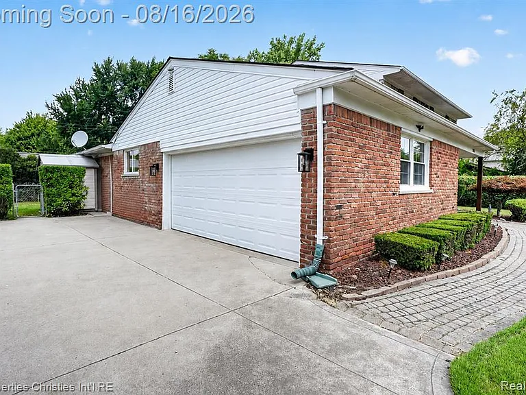 2834 Rossmoor Cir — Photo 41