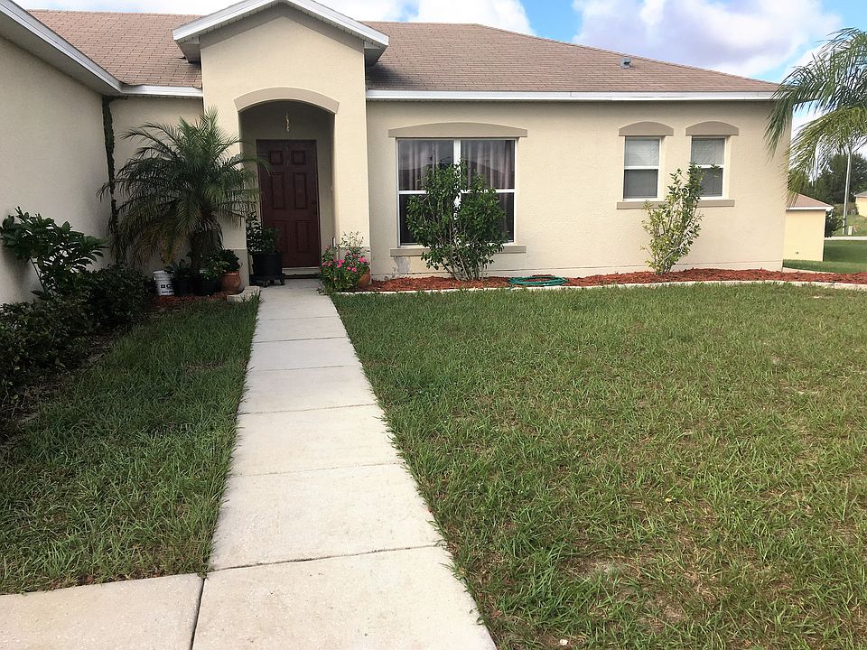 1st image of 853 Colville Dr