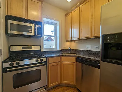 Building Photo - 3240 N Clifton Ave #W2