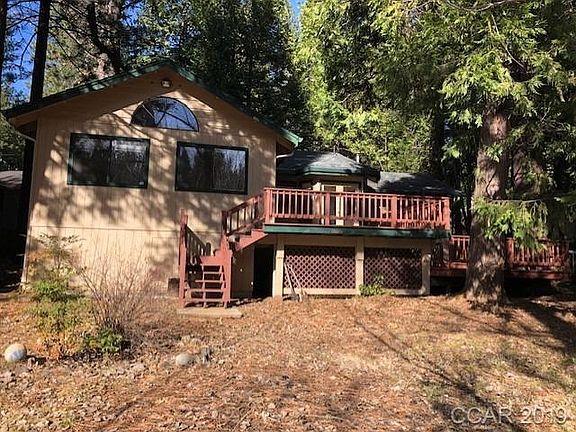 5th image of 1649 Pine Dr