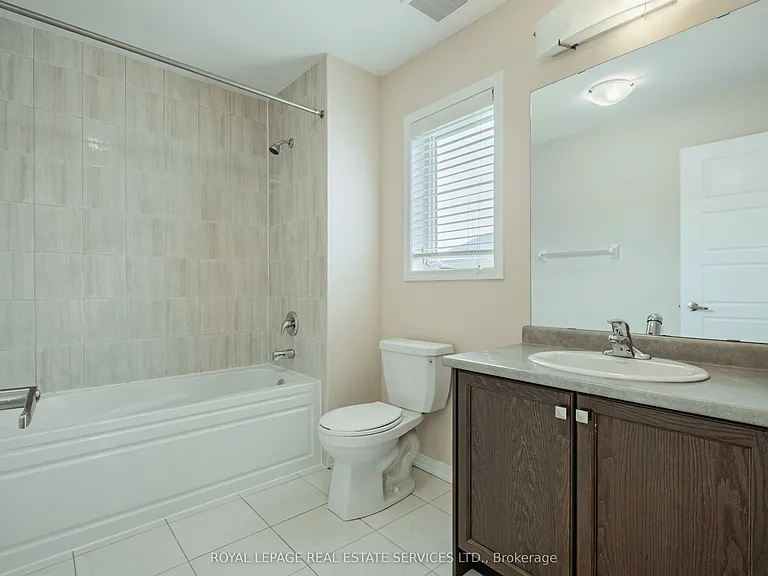 152 Munro Cir — Photo 32