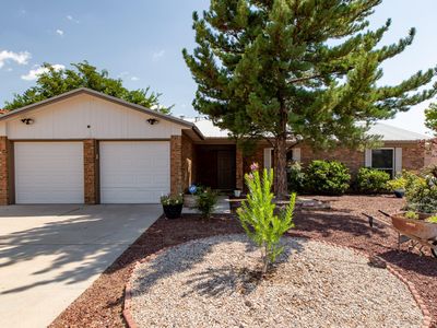 8308 Janis Dr NE, Albuquerque, NM, 87109
