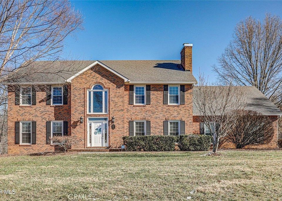 1st image of 4322 Summerfield Dr