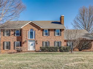 4322 Summerfield Dr, Piney Flats, TN 37686