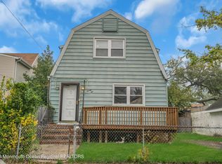 22 Saint Peters Pl, Keansburg, NJ 07734