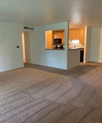 5th image of 930 Beau Dr Unit 307