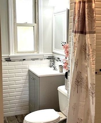 4th image of 2506 Ocean Ave