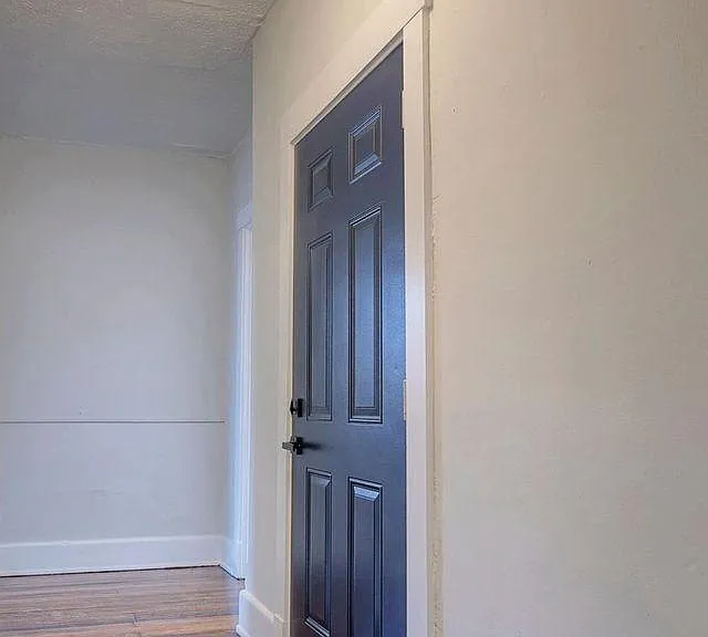 29 W McMillan St #4 — Photo 5