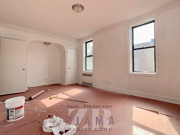 5th image of 200 E 18th St APT 6J
