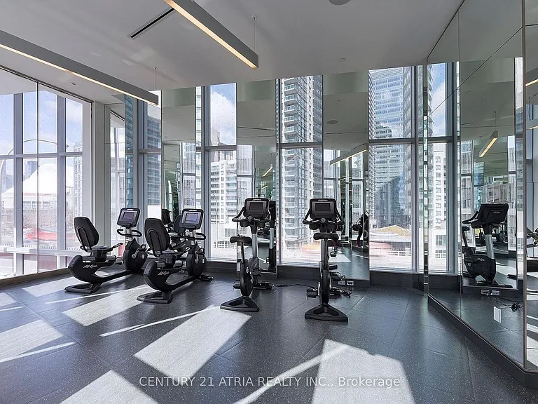 10 York St #1908 — Photo 14