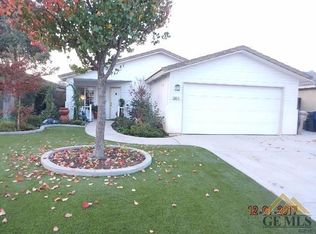 5915 Ragusa Ln, Bakersfield, CA 93308