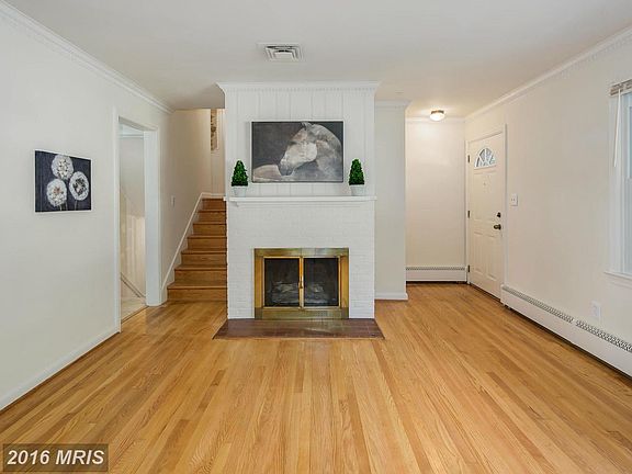 5th image of 10317 Cleveland St