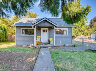 38221 Sandy Heights St, Sandy, OR 97055