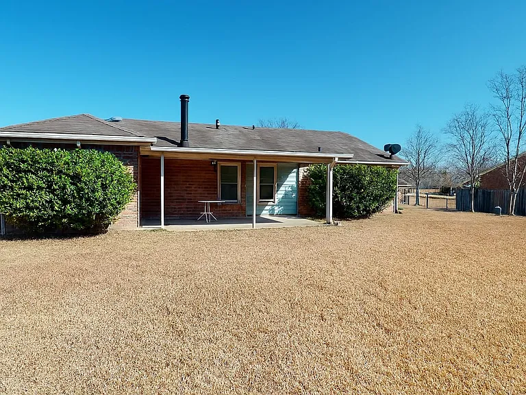 1806 Heatherton Dr — Photo 37