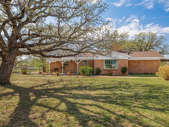 2nd image of 513 Sandy Ln