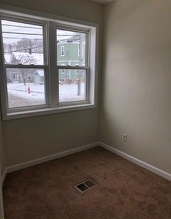 4th image of 41 Chapel St #1