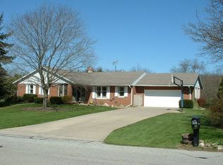 212 S Fieldstone Dr, La Porte, IN 46350