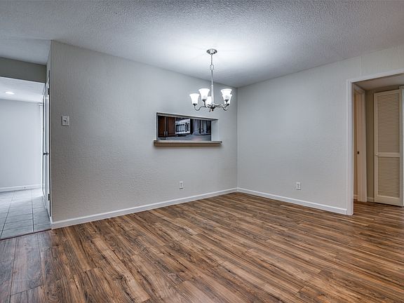 3rd image of 4535 N Oconnor Rd #1218