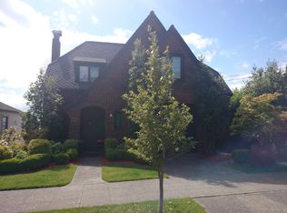 6827 34th Ave NW, Seattle, WA 98117