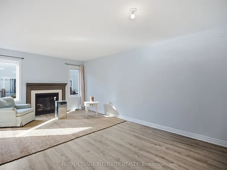 2235 Watercolours Way — Photo 4