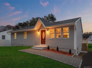 146 Shadow Ridge Rd, Stamford, CT 06905