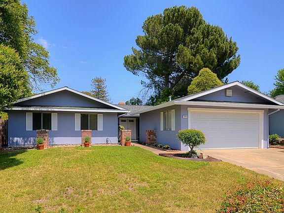 2nd image of 5000 Hillhurst Dr