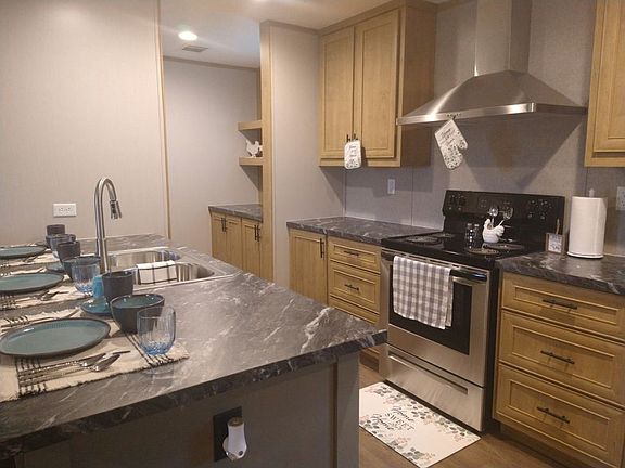 3rd image of 5506 Laura St