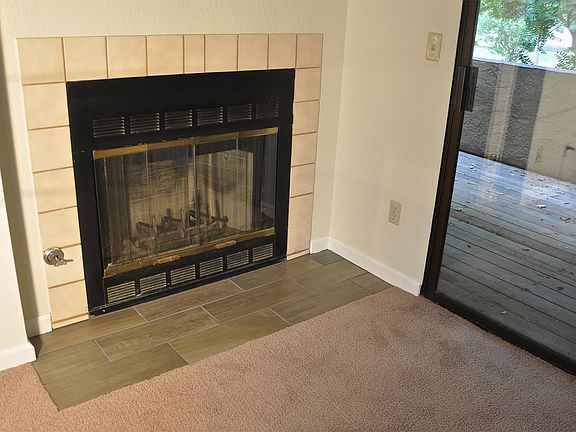 5th image of 2821 Lou Ann Dr APT 223