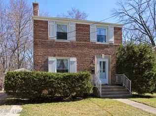 345 S Warrington Rd, Des Plaines, IL 60016
