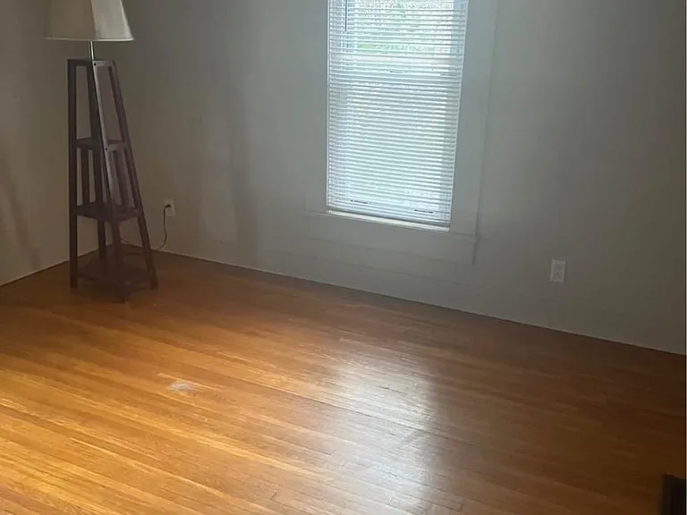 386 E Northwood Ave — Photo 14