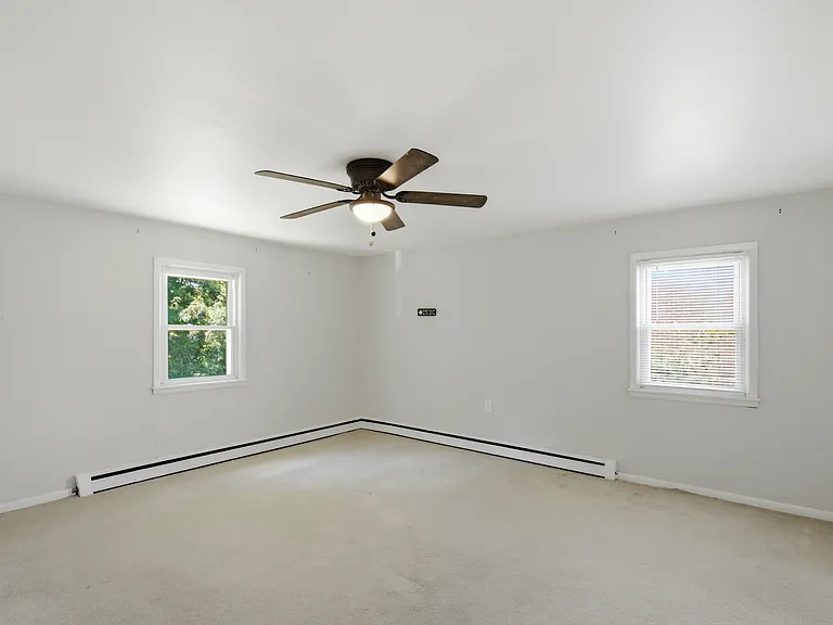 35 Fountain Ave — Photo 21