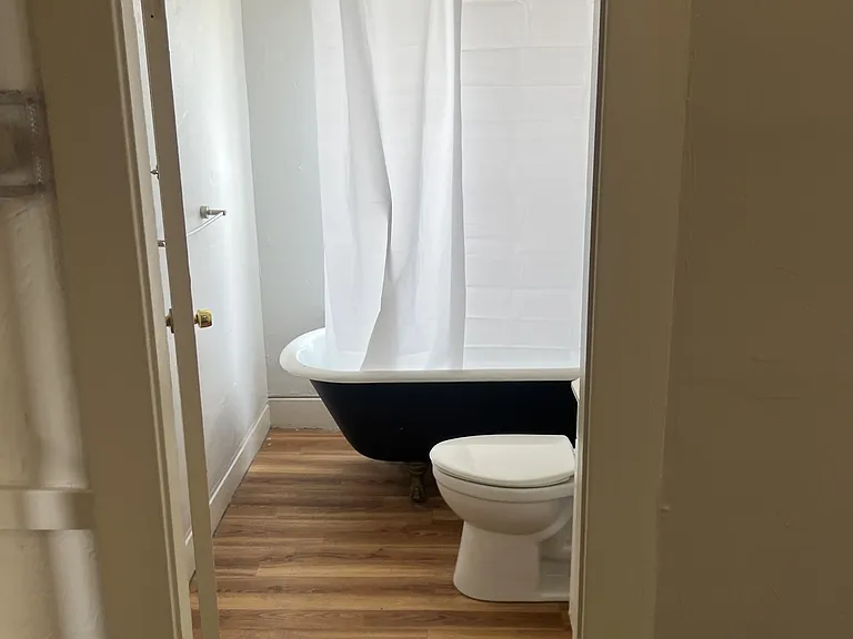 5-5 Clifford Ave — Photo 13