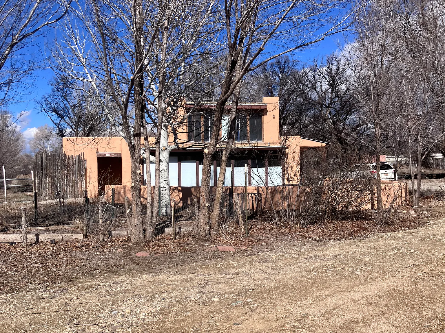 3 bed, 1800 sqft, $1,600 — Photo 1