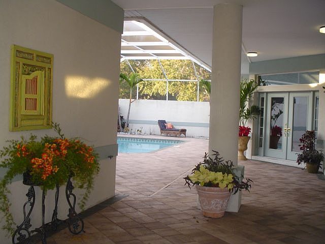 COURTYARD ENTRY