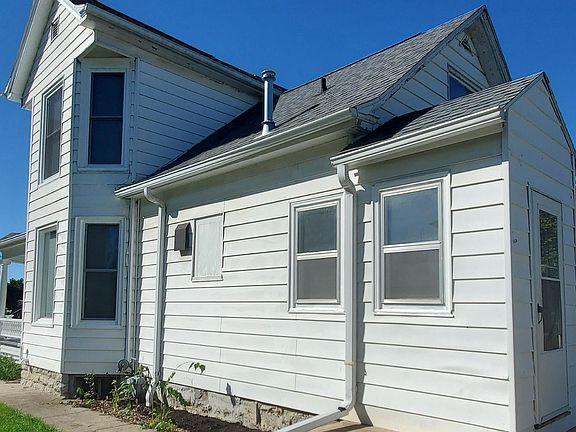 4th image of 1511 Avenue F