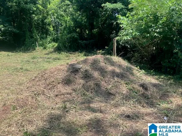 4107 & 4109 Edwards St #26-27, Bessemer, AL 35020