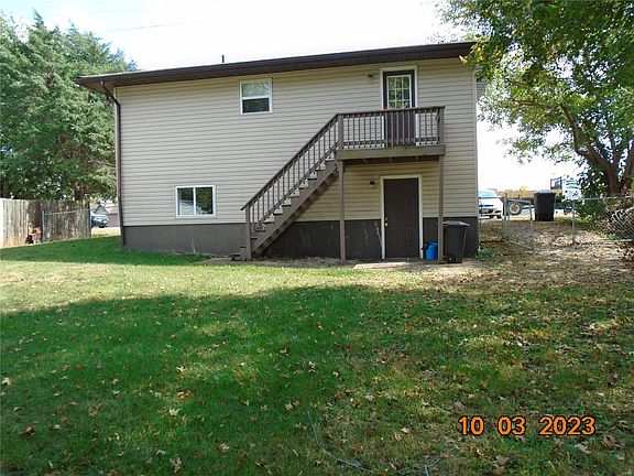 4th image of 1006 N Saint Joe Dr