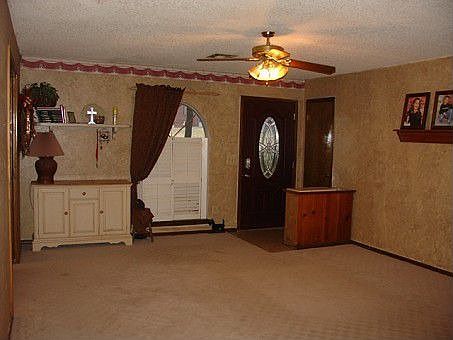 5th image of 1608 Red Bud Dr