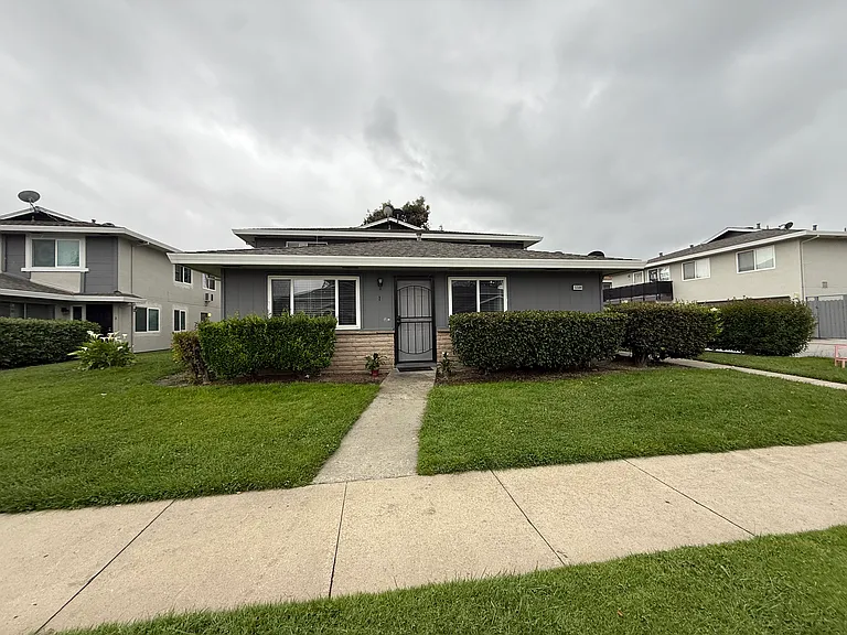 5584 Spinnaker Dr #1 — Photo 1