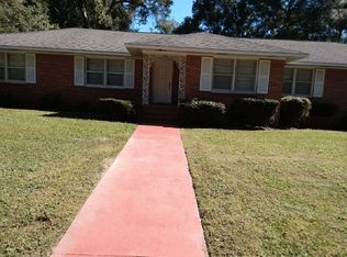 400 College St, Waycross, GA 31501