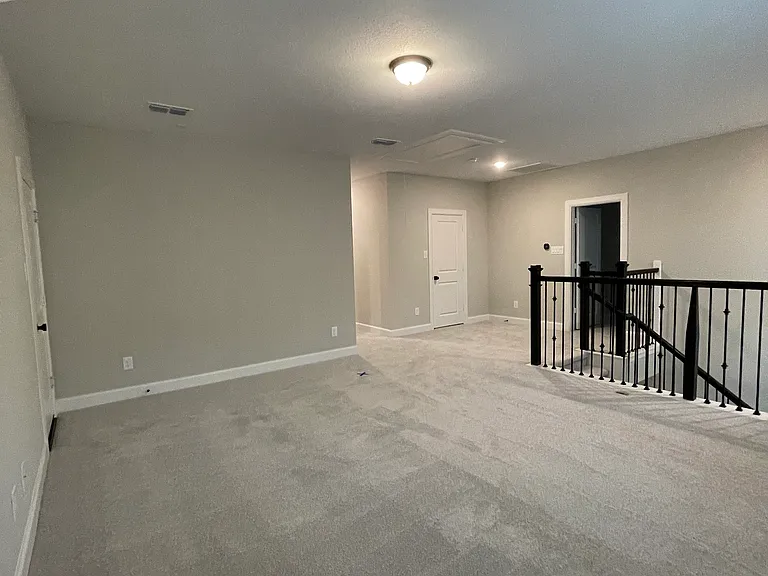 18303 Bluebird Branch Ln — Photo 39