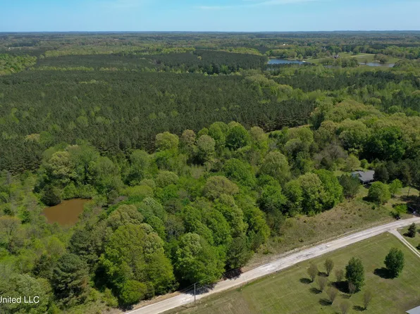 County Road 75, New Albany, MS 38652